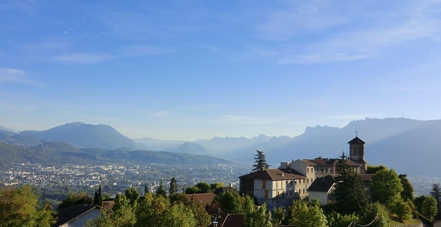 Expert-comptable Grenoble : Guide Complet pour choisir le bon cabinet